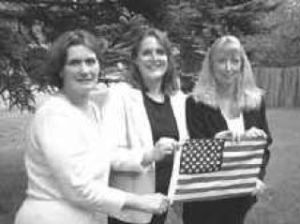 Valley women work to thank those serving overseas