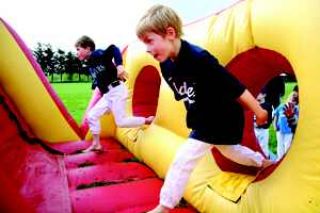 Kids start the seasons in Snoqualmie