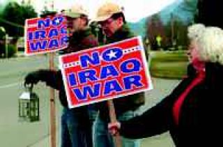 Committed anti-war group holds weekly peace vigil