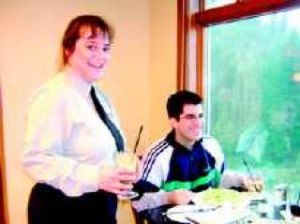 Salish waitress maneuvers for third Heimlich save