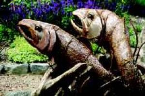 Local artist finishes Fall City sculpture