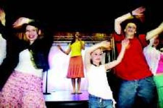 Idol' brings people to their feet