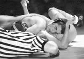 'Cats tarnish Knights' armor