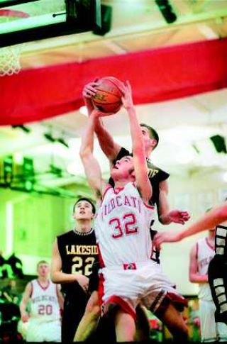 Wildcat boys basketball hopes to compete for top spot in Kingco