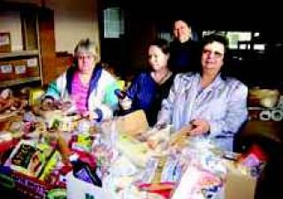 Snoqualmie Tribe's food bank faces uncertain future