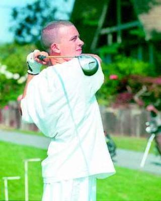 Golf team looks to split the fairways