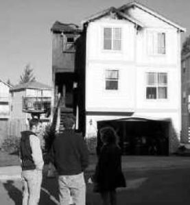 Fire damages Valley house