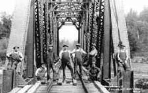 Railroad documentary shows life along the tracks
