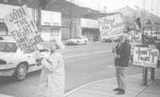 Residents picket to 'save  Tollgate'