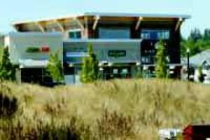 Snoqualmie Ridge retail a year later