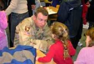 Valley students welcome home soldiers