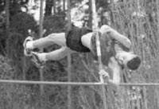 Cedarcrest rolls in early-season meet