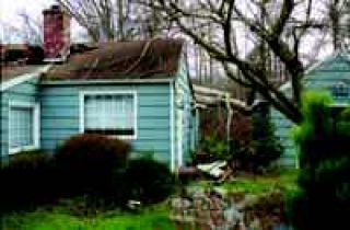 Wind storm rips through Valley
