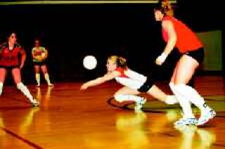 Mount Si volleyball rolls into second half strong