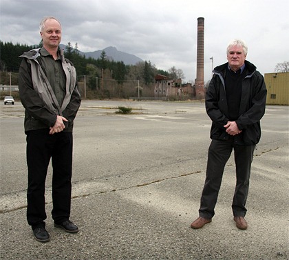 Greg Lund and Bob Morris envision a driver training center