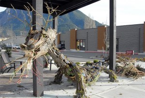 The new memory dragon greets visitors to North Bend's Visitor Information Center.
