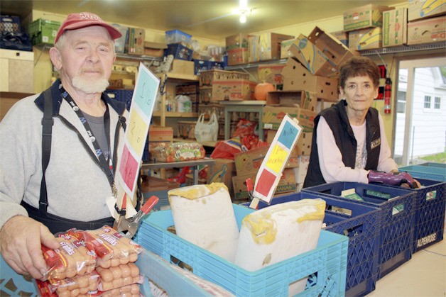 Mount Si Food Bank volunteers Art Hobbs