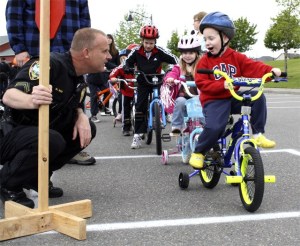 Safe stops: Learning bike safety on Snoqualmie Ridge | Photo