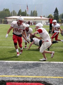 Mount Si tight end Joe Farmer