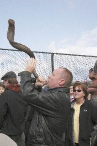 Valley pastor Pete Battjes blows the shofar