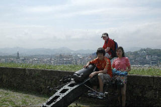 Chief Kanim Middle School students visiting Spain