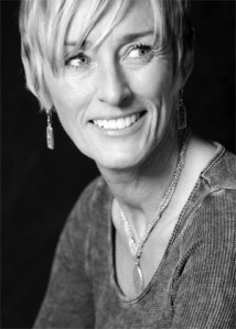 Be in Valley’s photo book: Mary Miller community shoot is Saturday