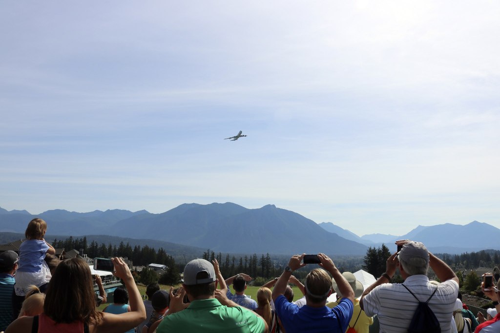 Evan Pappas/Staff PhotoThe Korean Air 747-8 flies over the 18th hole marking the start of the tournament.