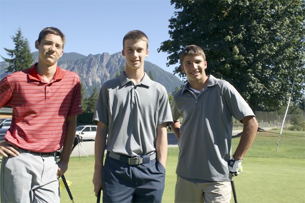 Mount Si golfers Sebastian Gant