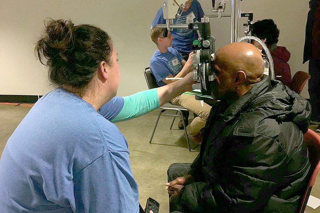 Snoqualmie Valley Eyecare team helps out with regional health clinic