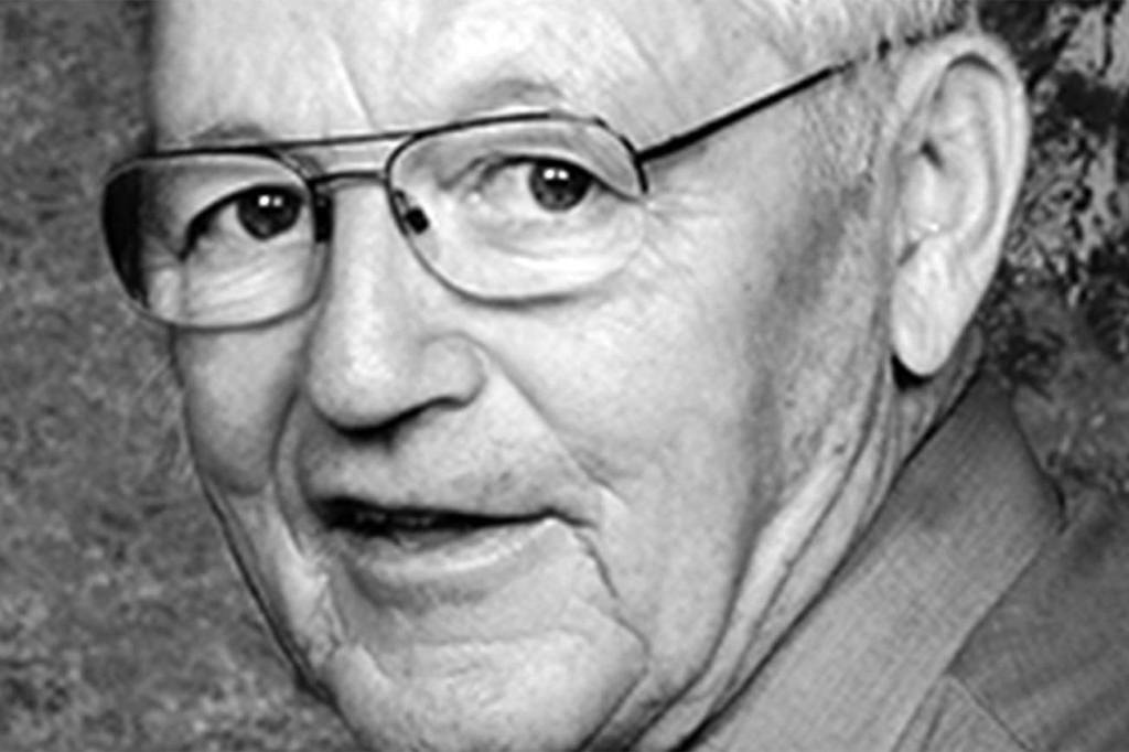 ROBERT (BOB) L. STEVENS