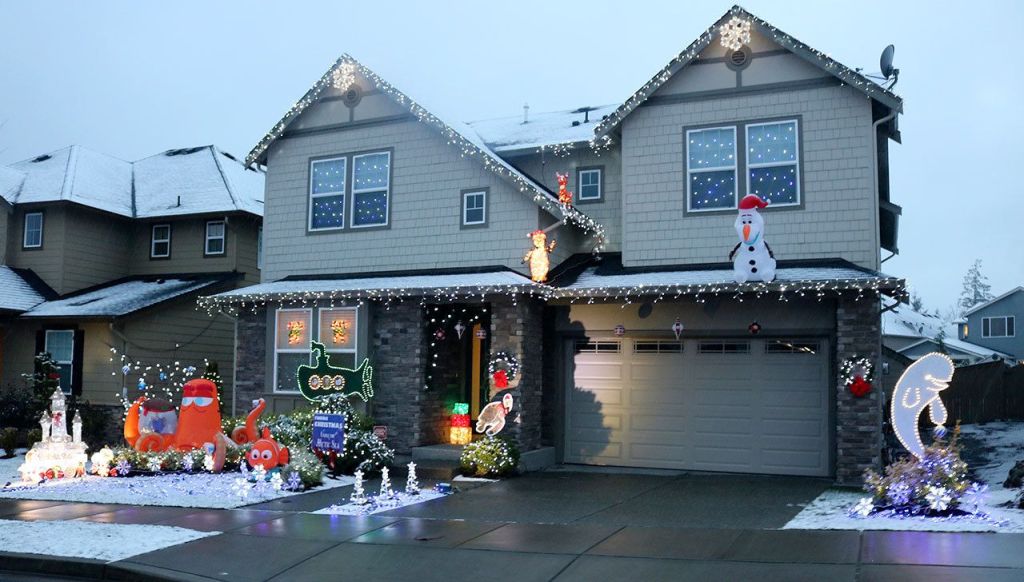 Winners chosen for the fourth Snoqualmie Holiday Lights Contest