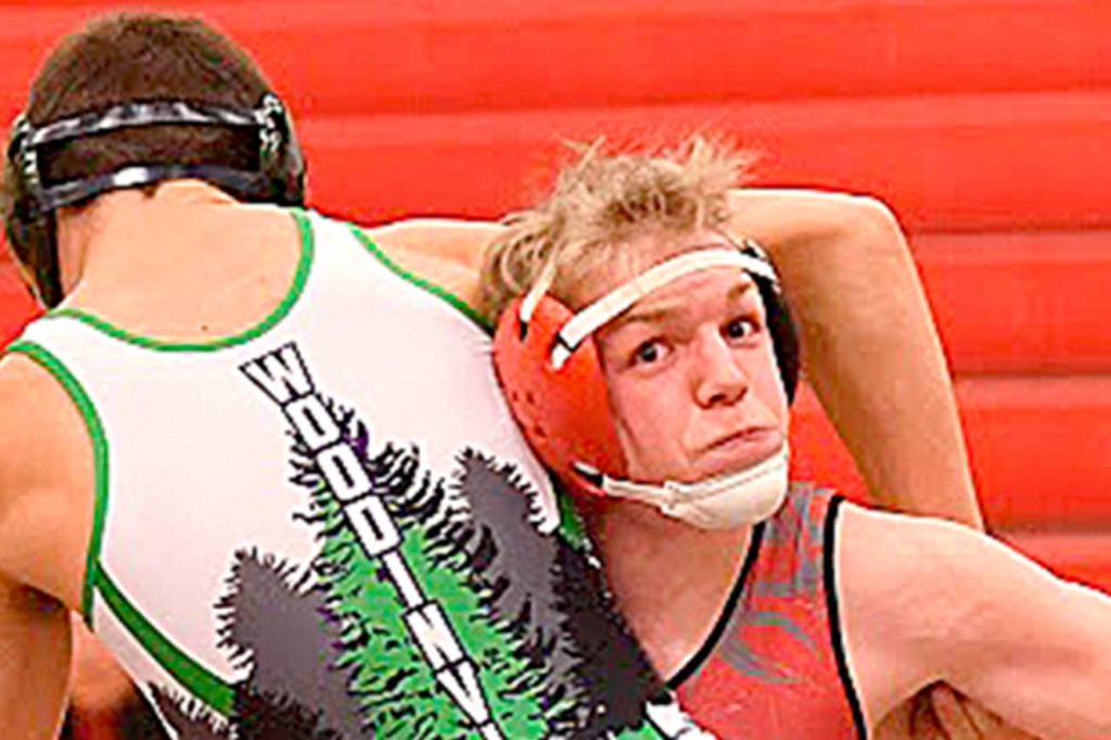 Wildcat wrestlers win individually at first home meet of season