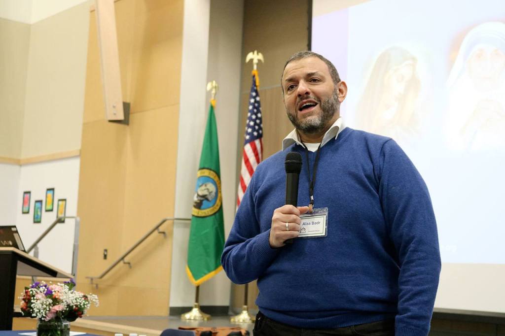 Muslim community reaches out, find support from Snoqualmie Valley neighbors