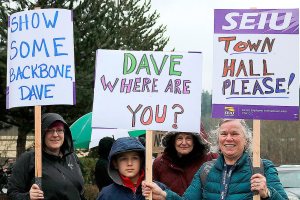 Protesters demand Congressman Reichert meet with constituents