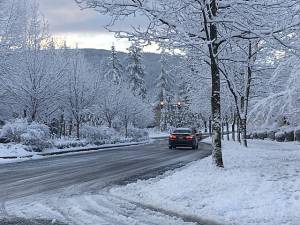 Photo courtesy of the city of Snoqualmie                                City streets on Snoqualmie Ridge were clogged with snow last Monday after an unexpectedly heavy snowfall began to stick to roads. The city closed Snoqualmie Parkway for several hours during the evening.
