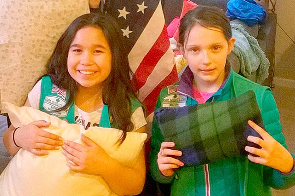 Scouts help homeless, earn junior bronze awards