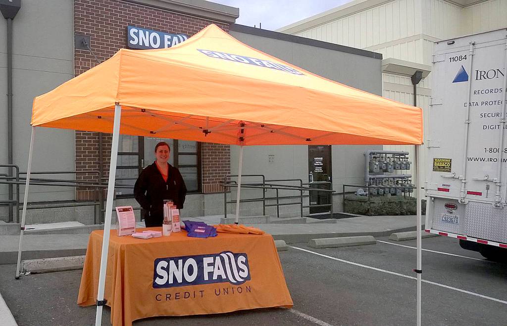 Courtesy Photo                                Sno Falls Credit Union staffer Jodie Padilla helps out with the credit union&rsquo;s periodic community shredding days, an opportunity for residents to safely destroy old documents without risk of identity theft.