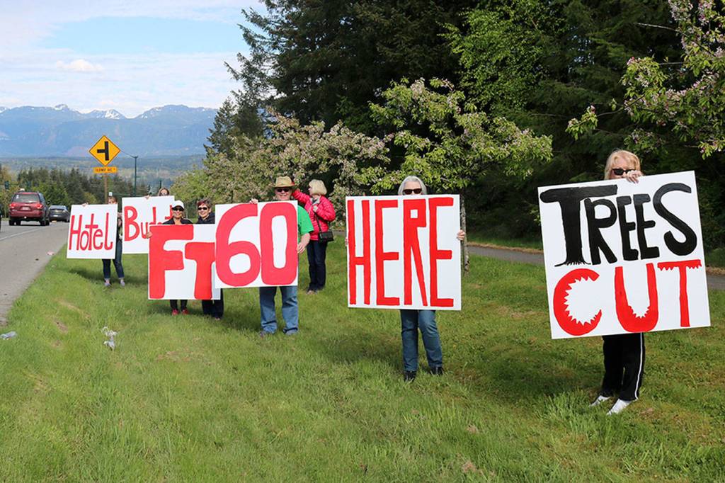 Residents opposed to Snoqualmie hotel project claim city violated code
