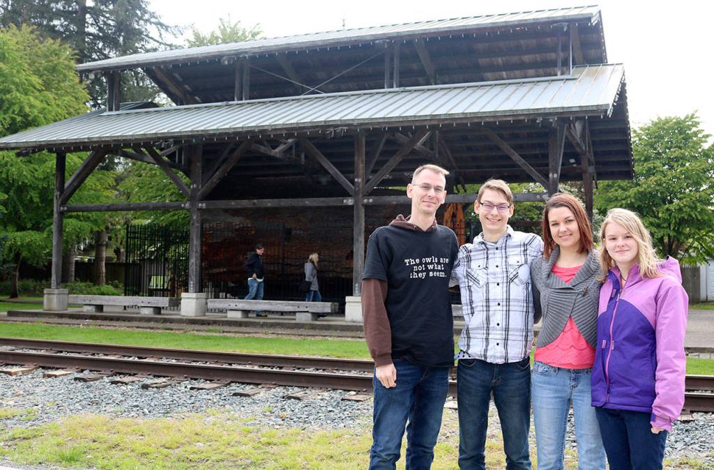 The Thomas family takes part in the Twin Peaks scavenger hunt. From left, Richard, Christian, Shannon and Gianna Thomas.                                (Evan Pappas/Staff Photo)