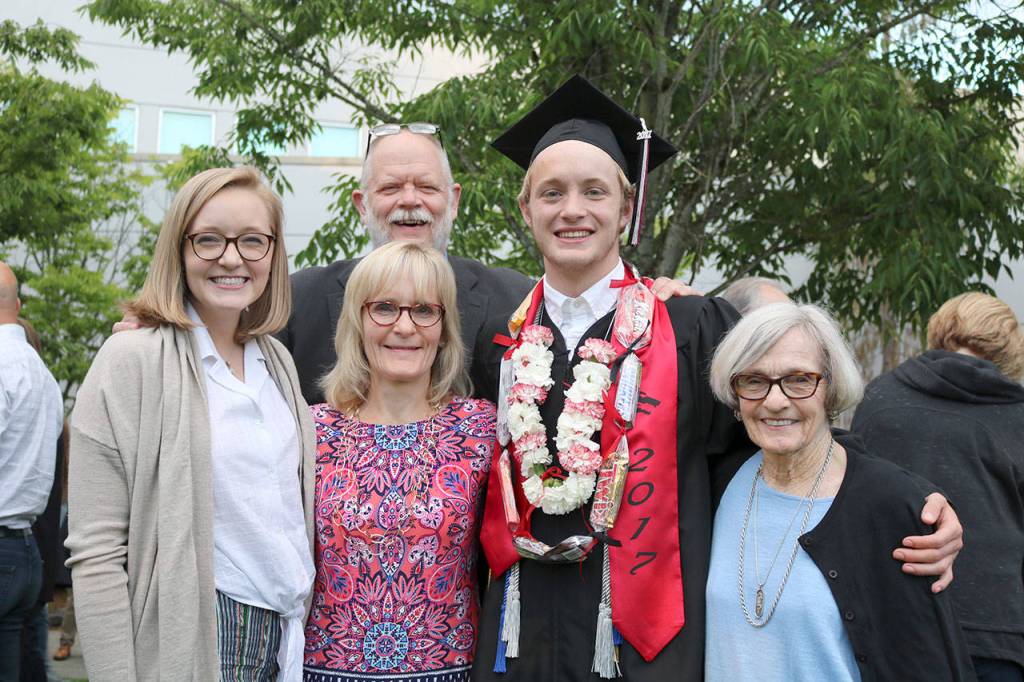 The Hammontree family celebrates graduation. From left, Molly, Amy, Monty, Cameron and Julie Cullen.                                (Evan Pappas/Staff Photo)