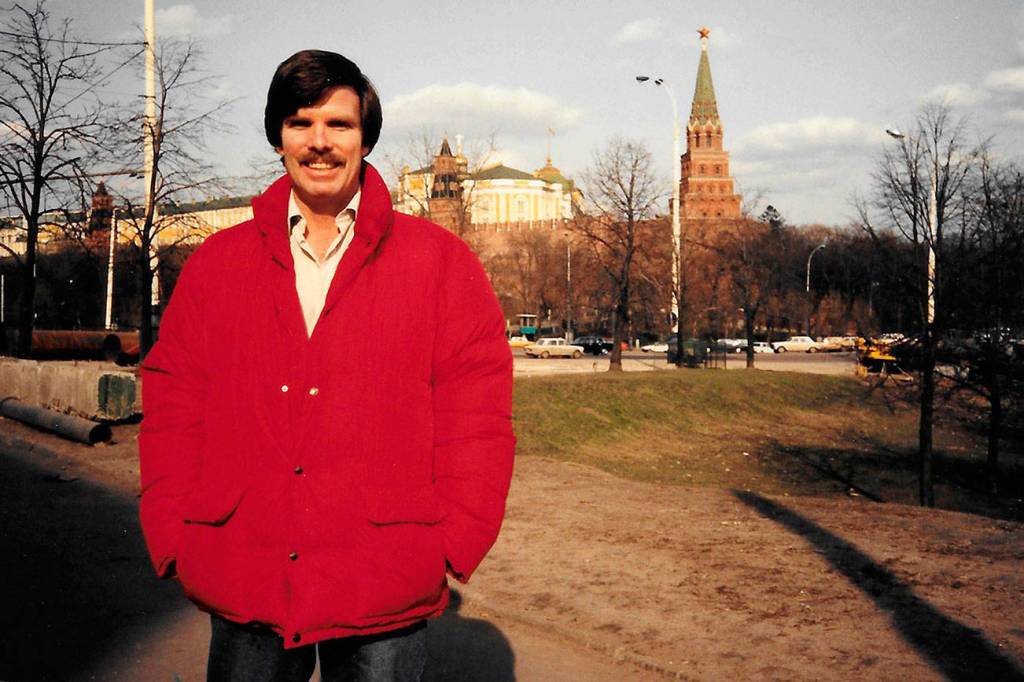 North Bend author republishes book of interviews with Russian citizens on collapse of the Soviet Union