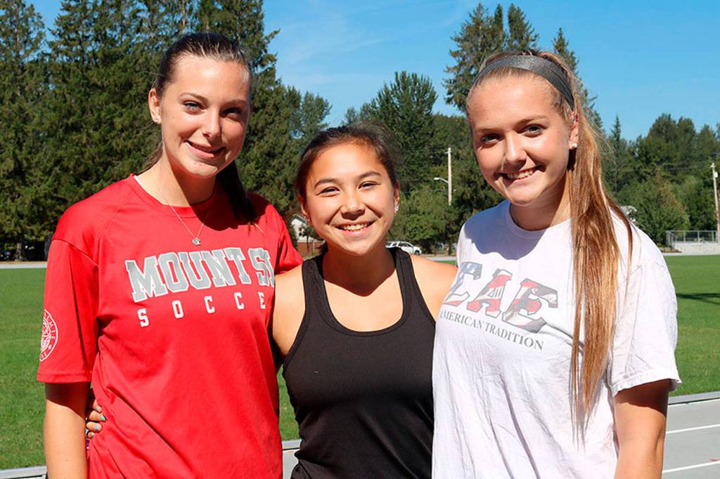 Mount Si soccer team makes teamwork top priority | Fall Sports Update