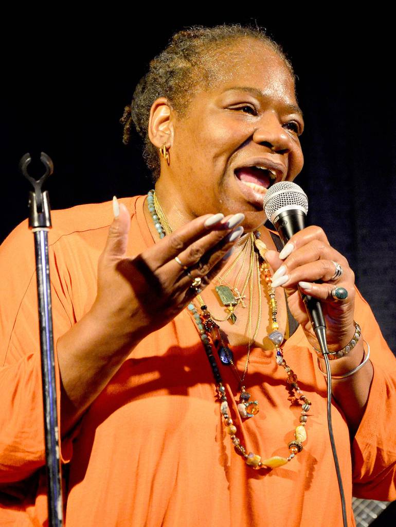 Crooner Elnah Jordan played Valley Center Stage with the Elnah Jordan Experience. (Photo courtesy of Mary Miller)