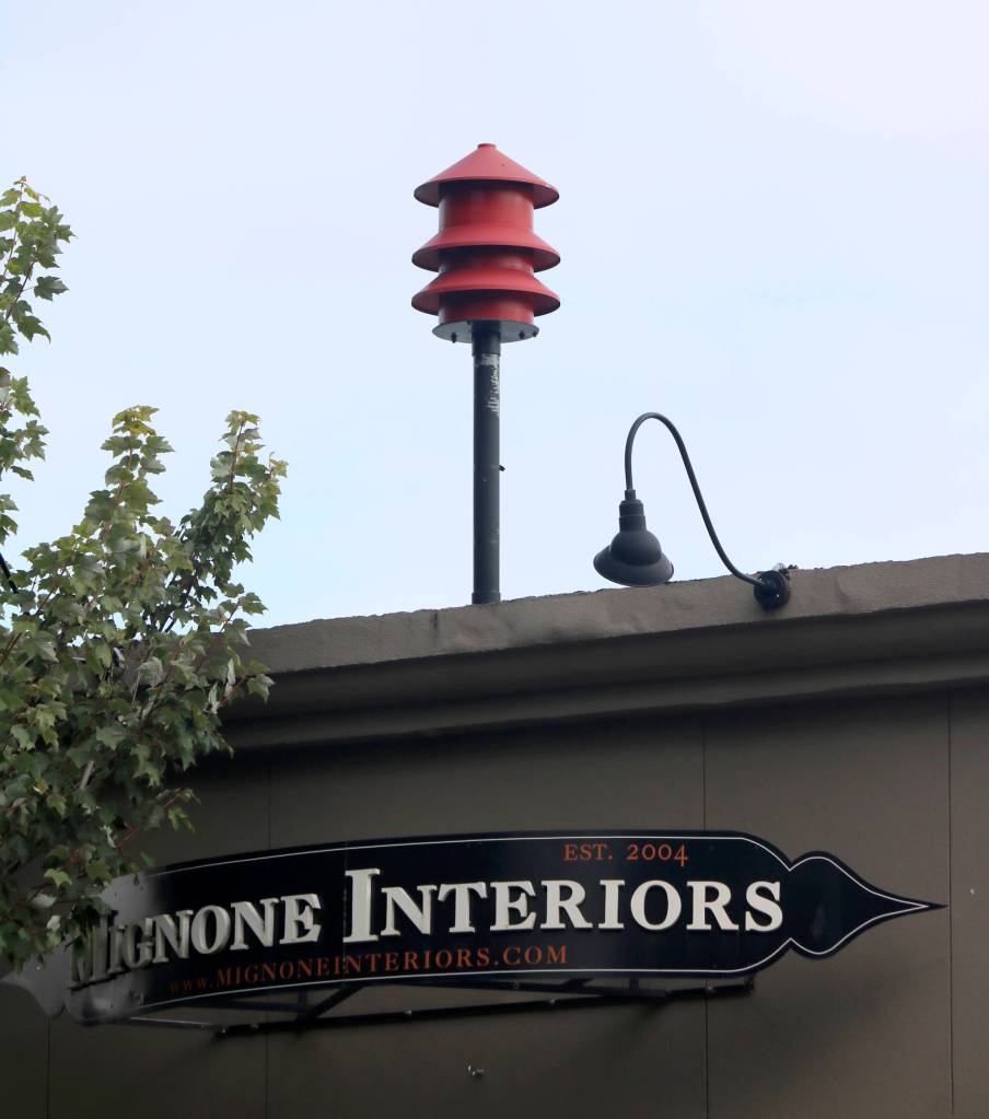 The Snoqualmie siren has been repaired by Russell Wentz and restored to its position on the Mignone Interiors building in downtown Snoqualmie. She siren sounds at noon, Monday through Saturday. (Evan Pappas/Staff Photo)