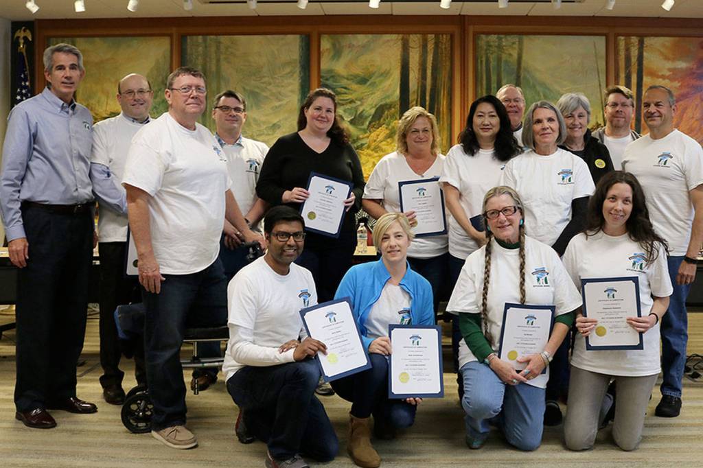 Snoqualmie recognizes 2017 Citizens Academy graduates