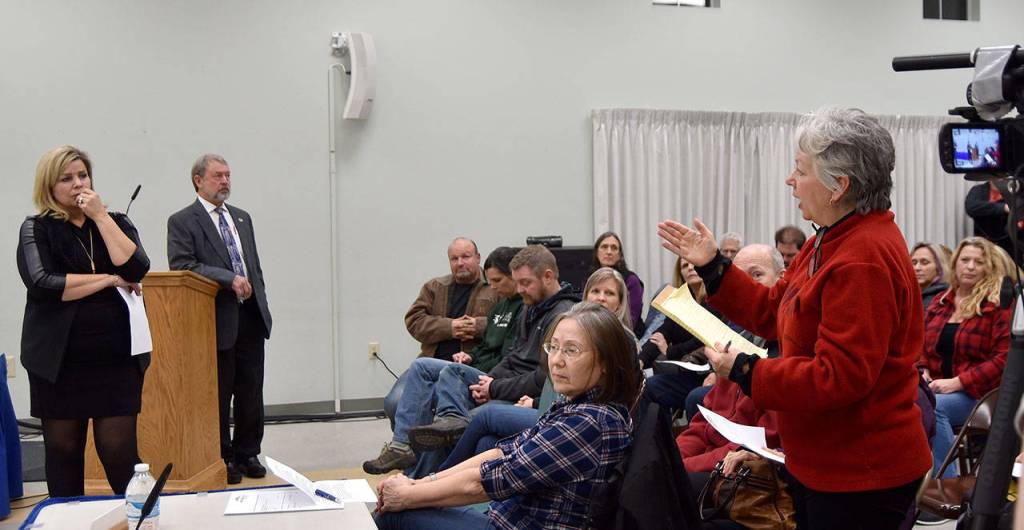 Jean Buckner, North Bend resident, suggests alternatives to siting a Washington State Patrol weigh station just outside North Bend. (Carol Ladwig/Staff Photo)