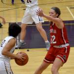 Mount Si girls basketball co-captain Sam Smith defends against Issaquah in a Jan. 5 away game. Issaquah one the game in a dramatic last-second layup. (Photo courtesy of Charles Samuelson)