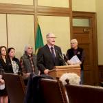 Inslee pushes back against offshore drilling in Washington