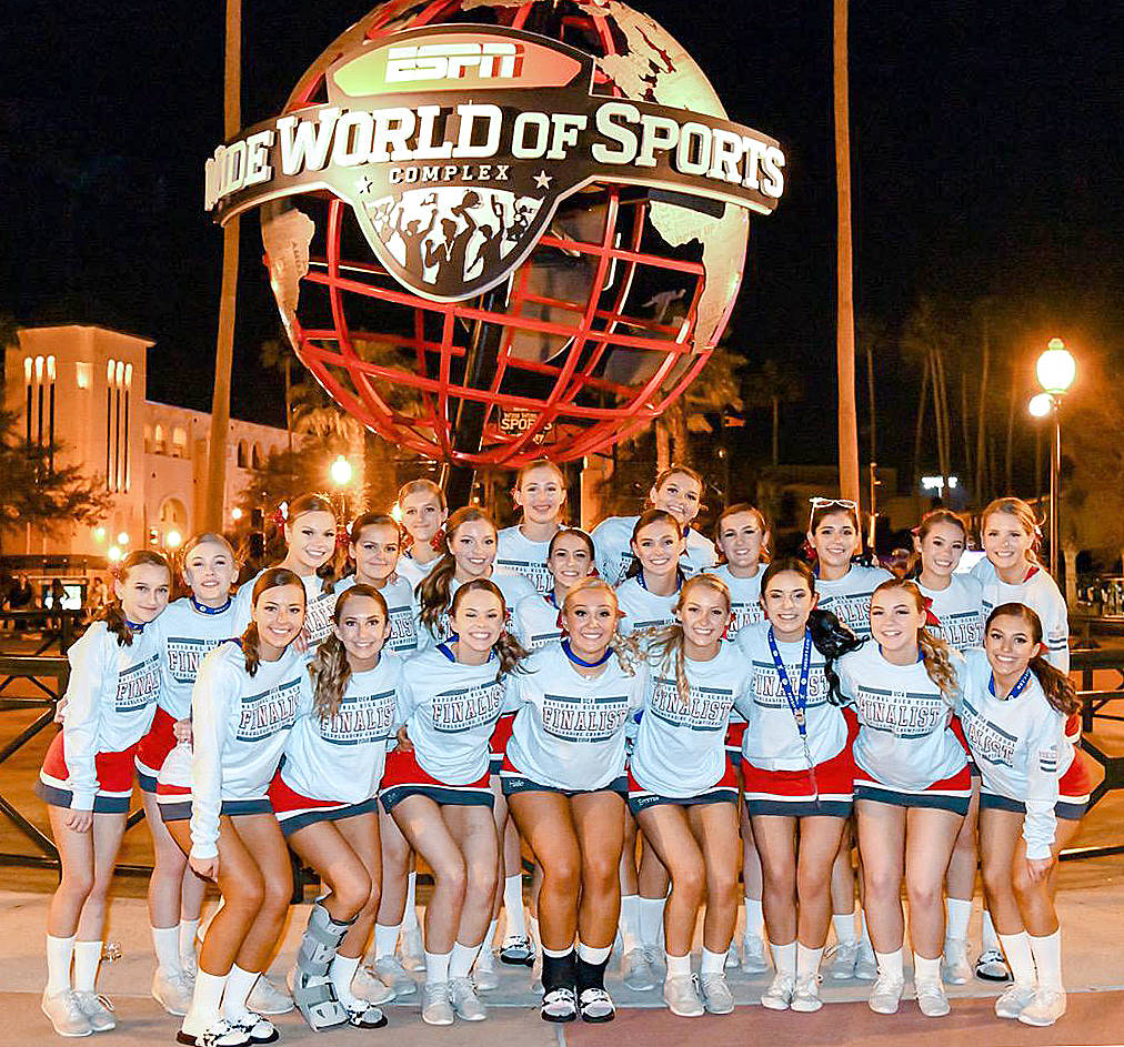 Mount Si cheerleaders take bronze medal in national competition