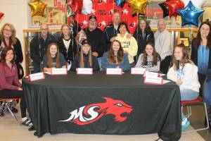 Mount Si senior sports signees